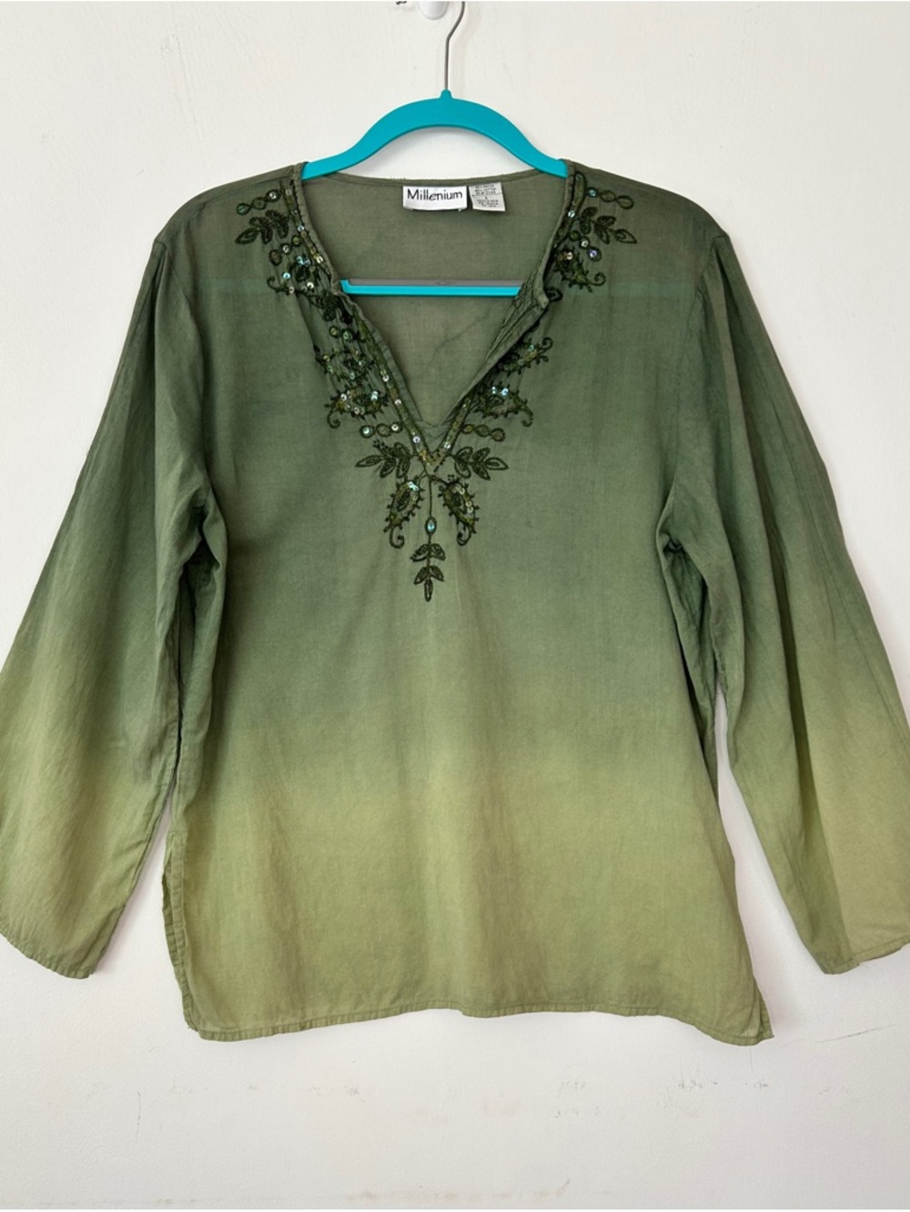MILLENIUM Green Ombré Sequin Embroidered Tunic Top Boho Long Sleeved Size L